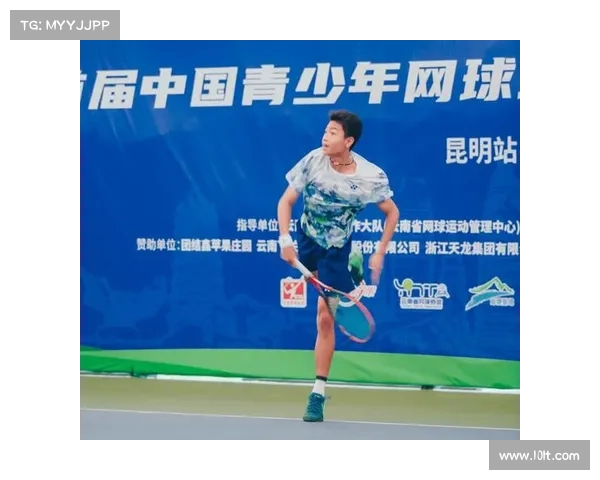 网球比赛选手入场仪式的魅力与影响力解析:从场地到观众的全方位体验 网球比赛选手入场仪式的魅力与影响力解析:从场地到观众的全方位体验